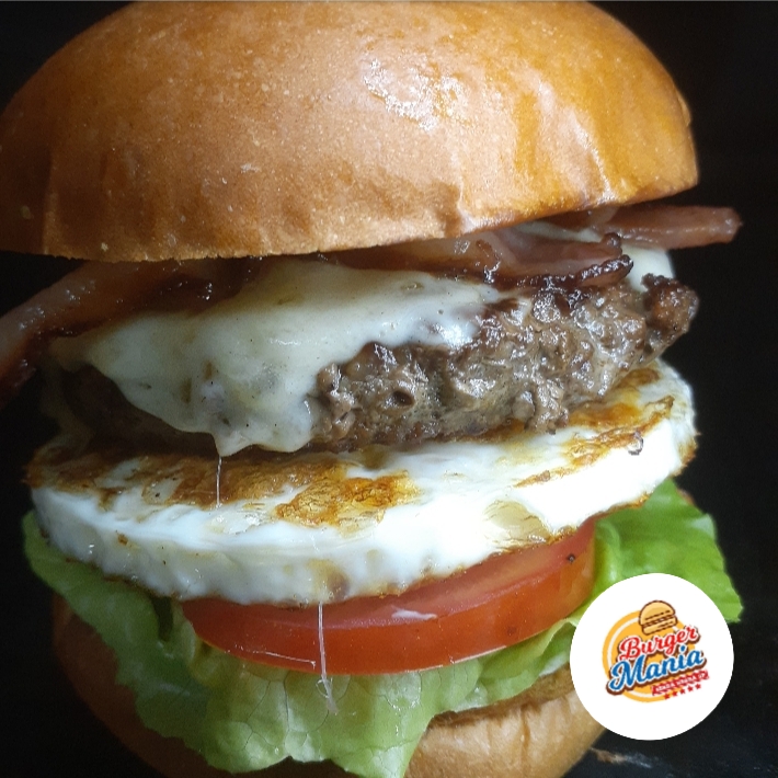 Caipira Gourmet com 160 gramas de hambúrguer 100% carne em promoção na Burger Mania