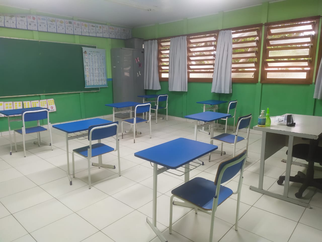 Rede municipal de ensino de Serra Negra se prepara para receber as crianças