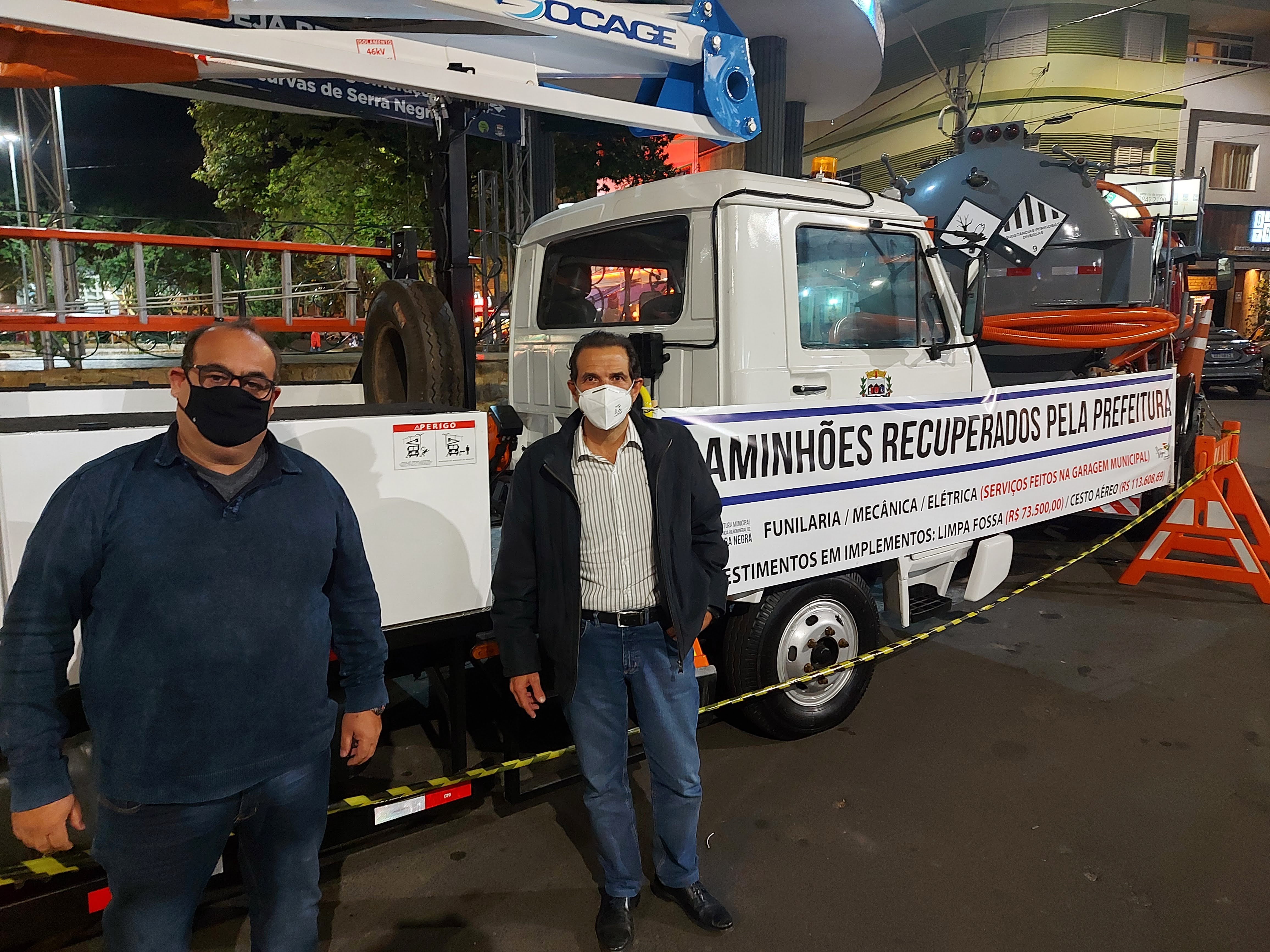 Prefeitura investe R$ 230 mil e economiza R$ 360 mil por ano em caminhões recuperados e equipados com limpa fossa e cesto aéreo