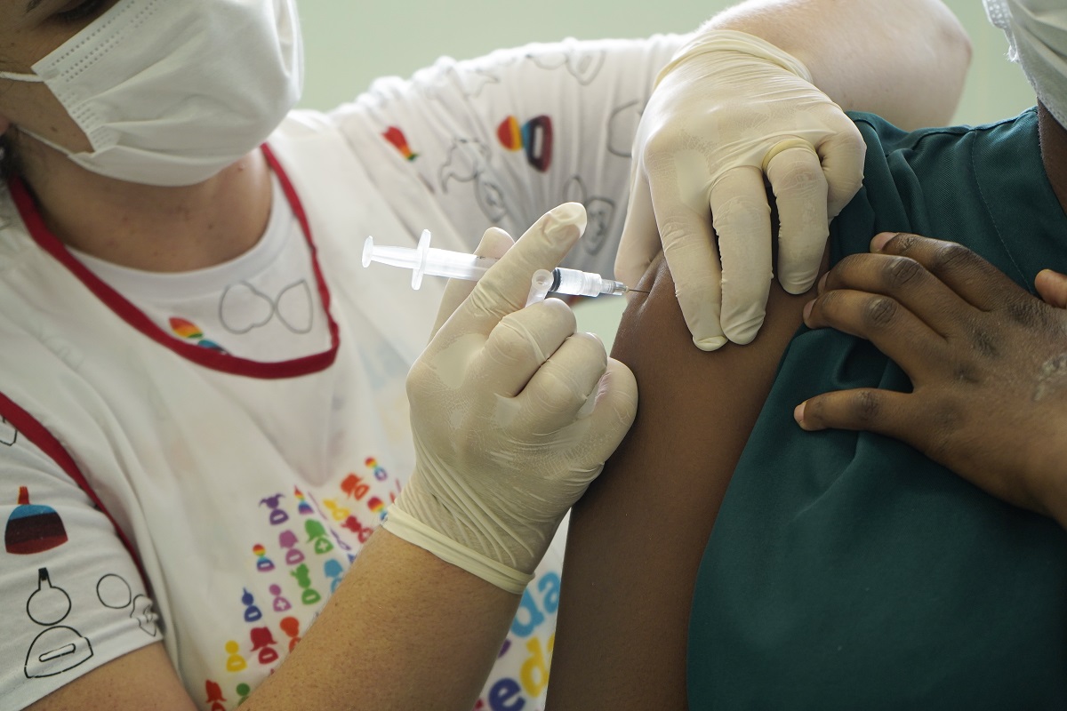 Jaguariúna chega a 80% dos vacinados contra a Covid-19