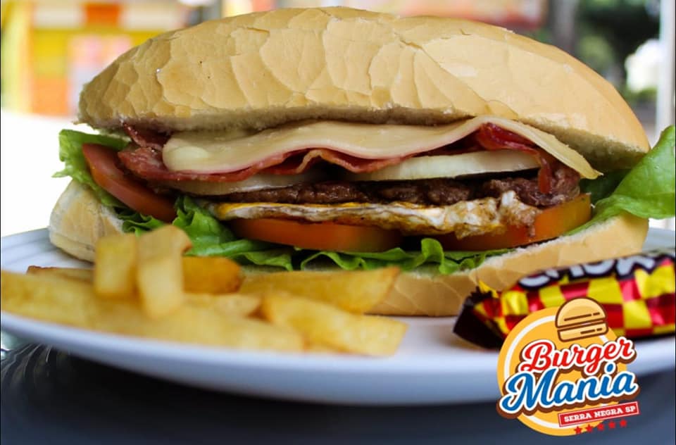 Sexta-feira é dia de saborear hambúrguer gourmet, 100% carne, na Burger Mania