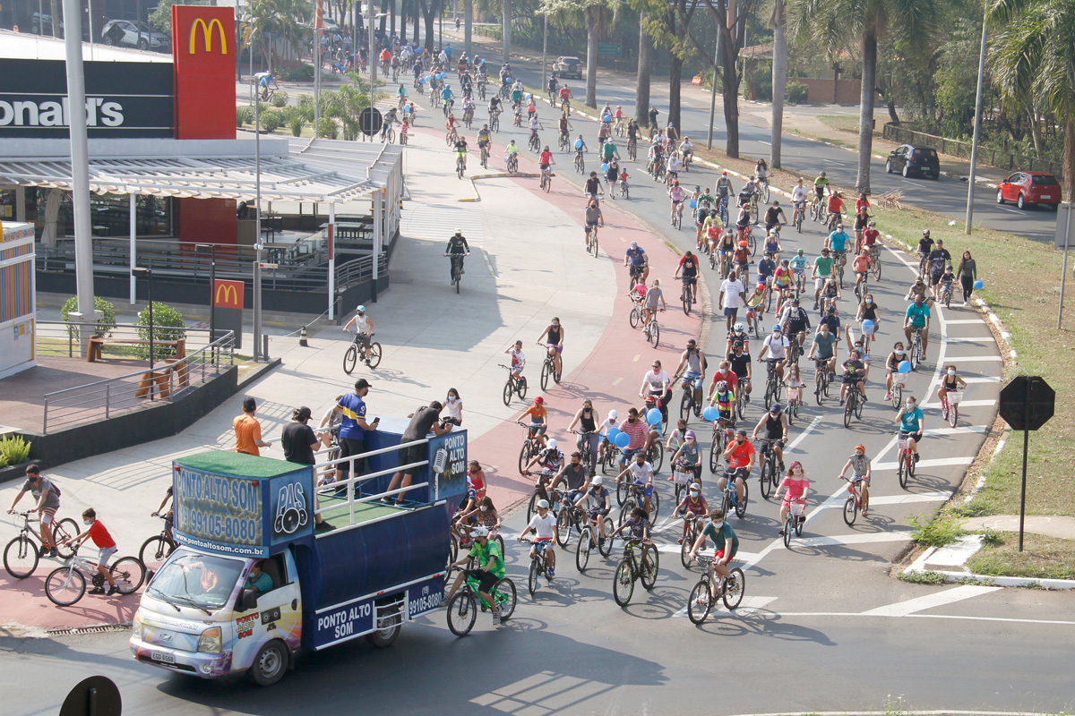 Mais de 400 ciclistas participam de passeio em Jaguariúna