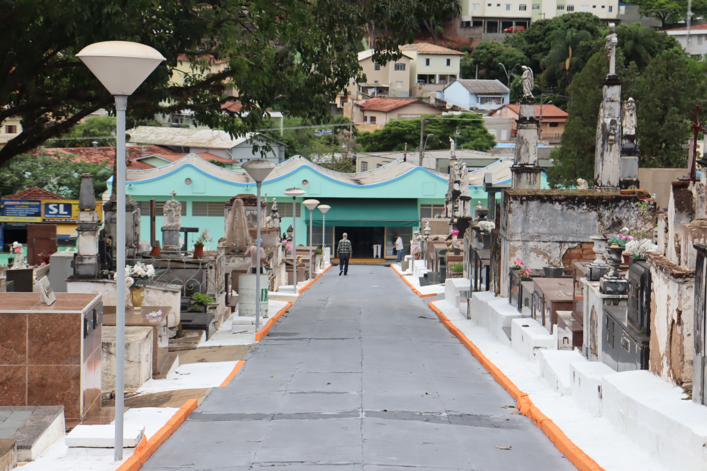 Cemitério funcionará das 7h às 17h todos os dias do final de semana prolongado