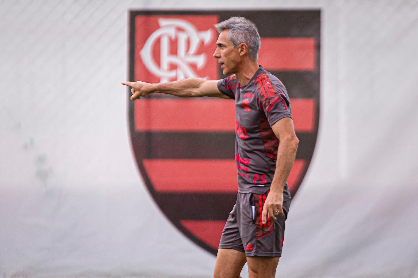 Cariocão Betfair 22: Flamengo é favorito contra o Botafogo; líder, Flu leva vantagem sobre o Vasco