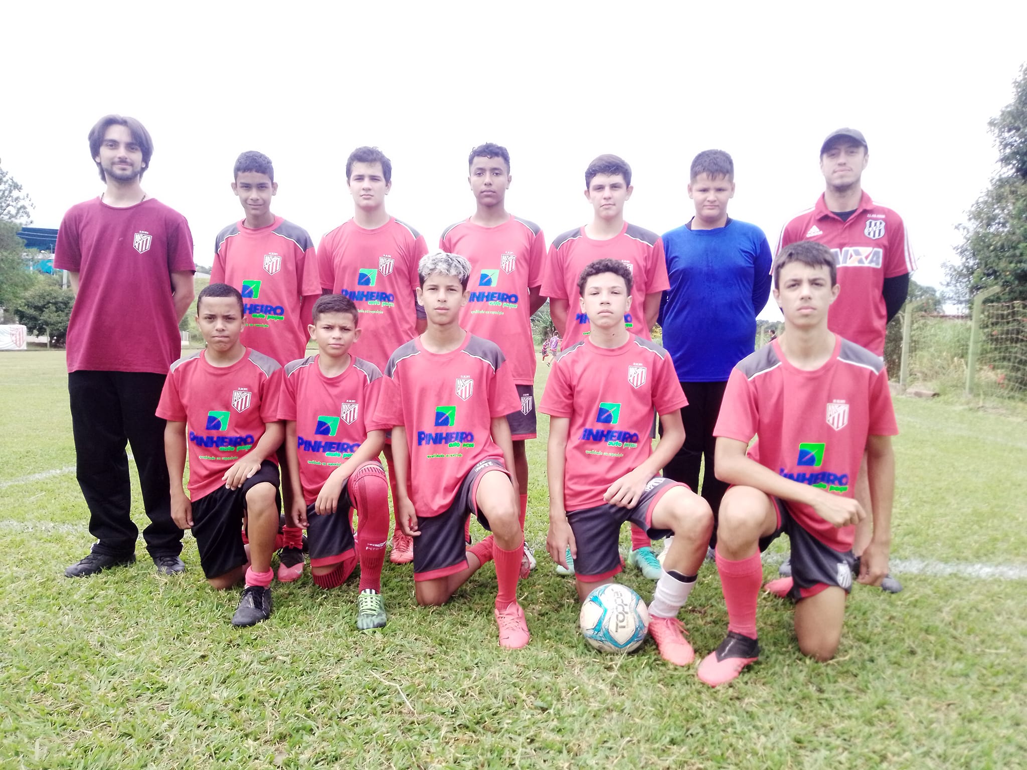 Futebol de base e das mulheres movimenta o CT da Associação, neste domingo