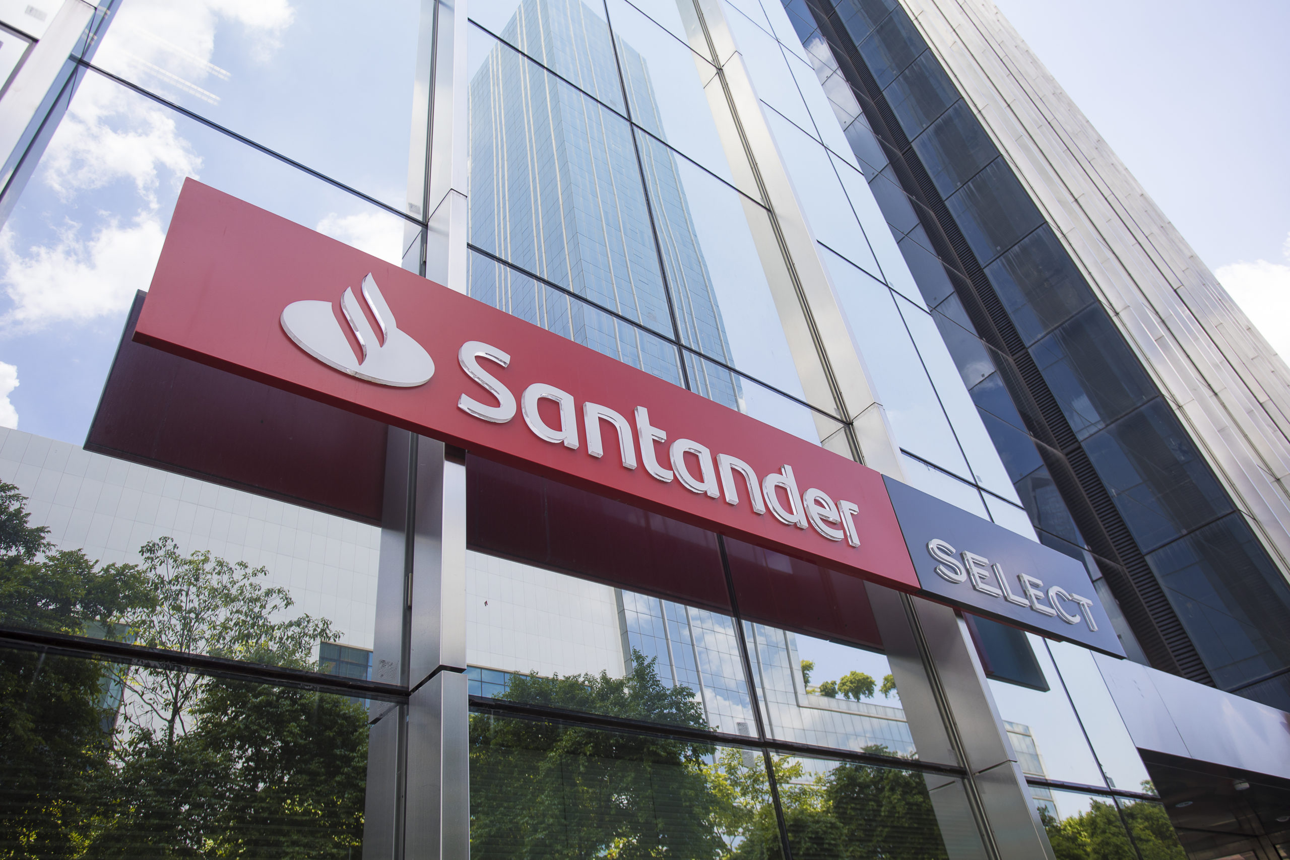 Santander abre inscrições para seu Programa de Estágio 2022
