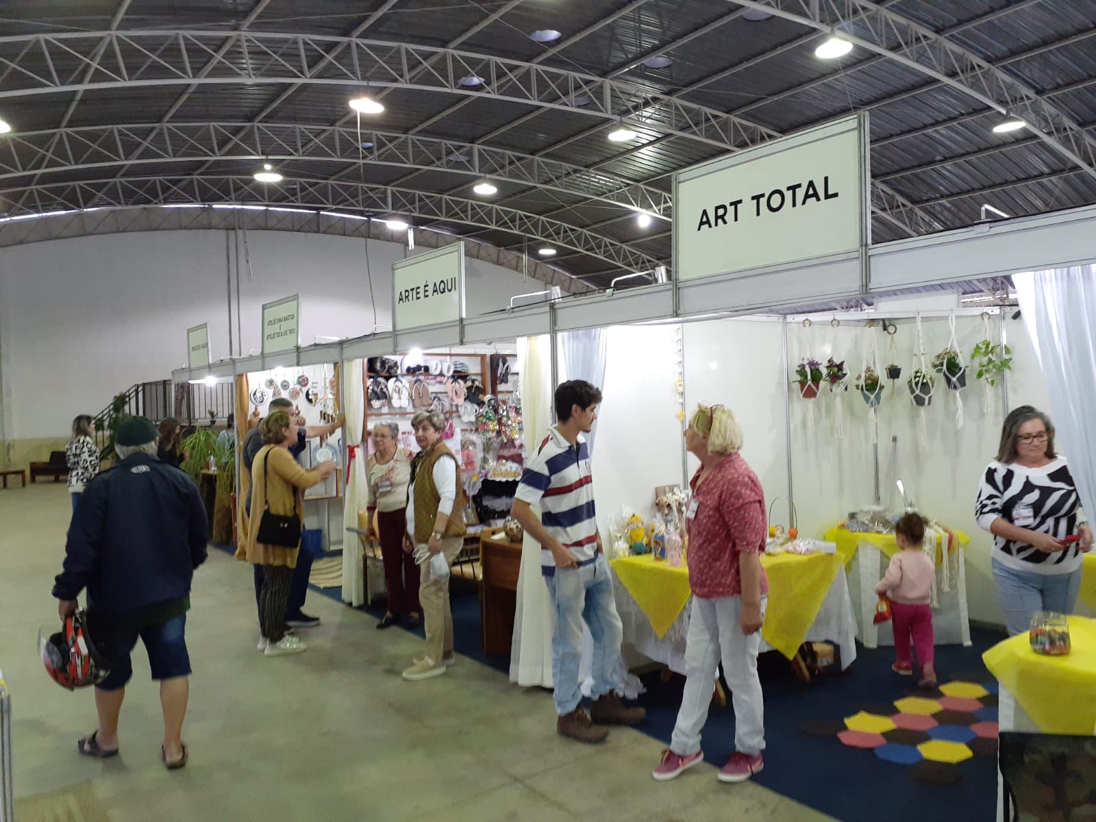 Feira de Artes e Artesanato abre sua 14ª edição, em Morungaba