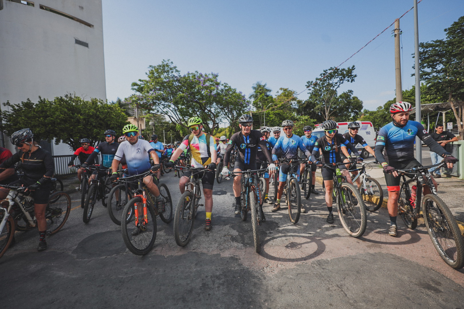 Amparo recebeu mais de 1.000 ciclistas no Mountain Bike Day