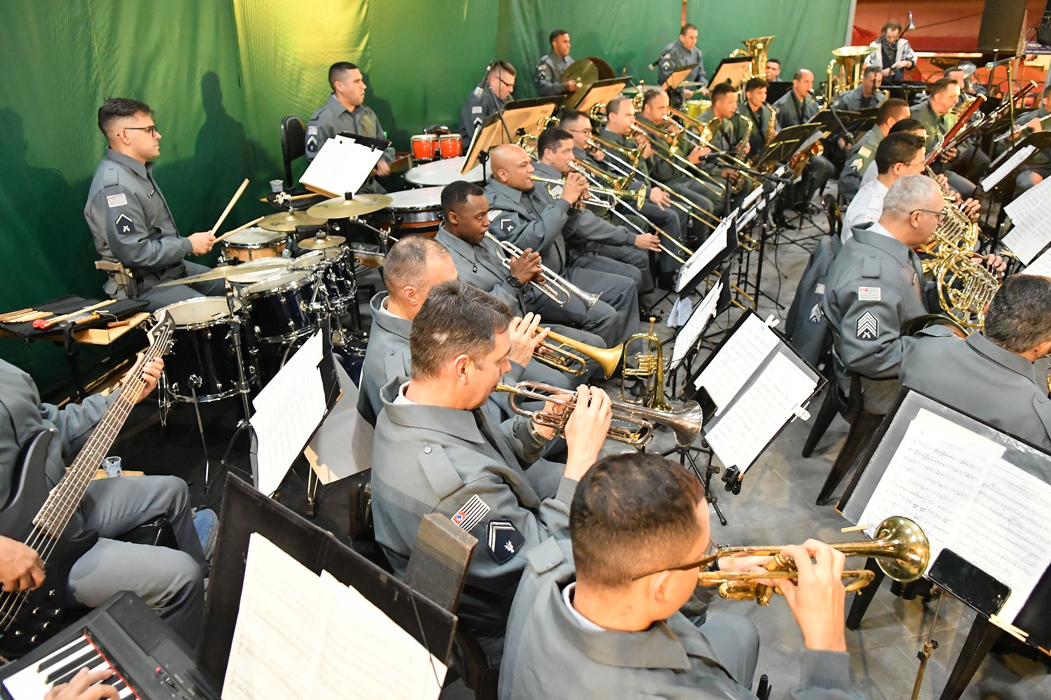 Banda Sinfônica da Polícia Militar é atração na noite do Luzes na Serra