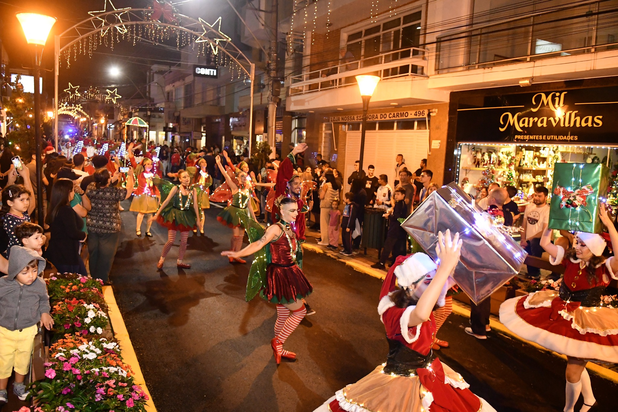 Parada de Natal e Instrumental Clássico confirmados na noite de hoje no Luzes na Serra