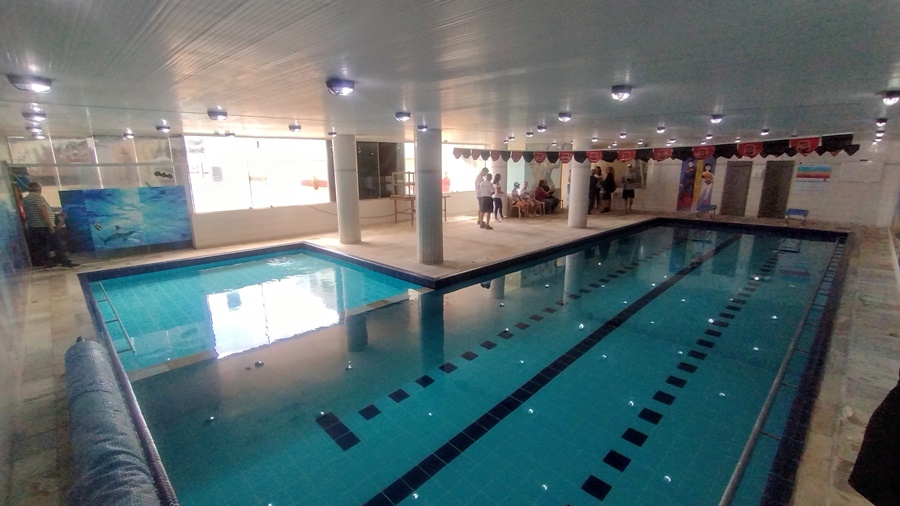 SNEC entrega modernização das piscinas aquecidas