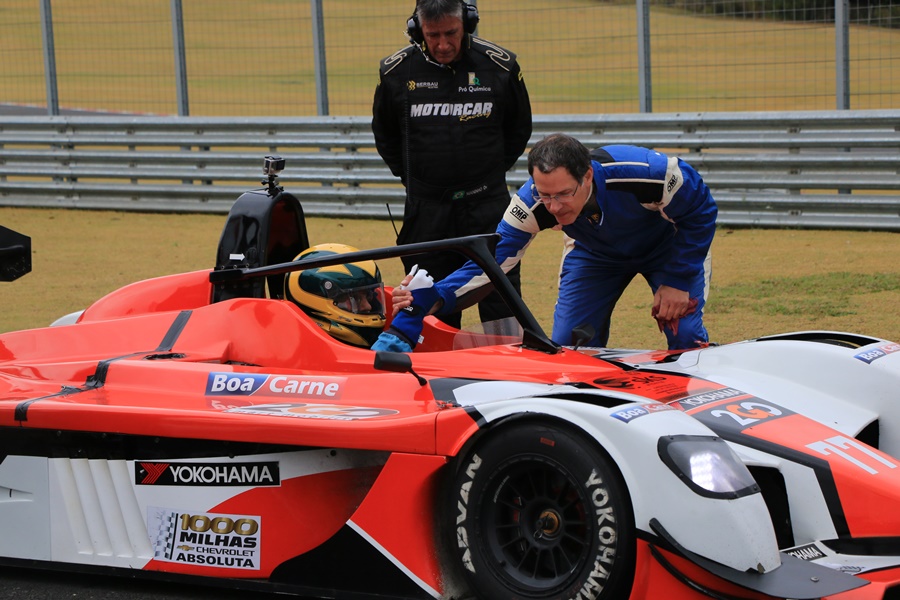 Edras e Esdras Soares colocam Itapira Racing no pódio das 2 Horas do Velocitta   