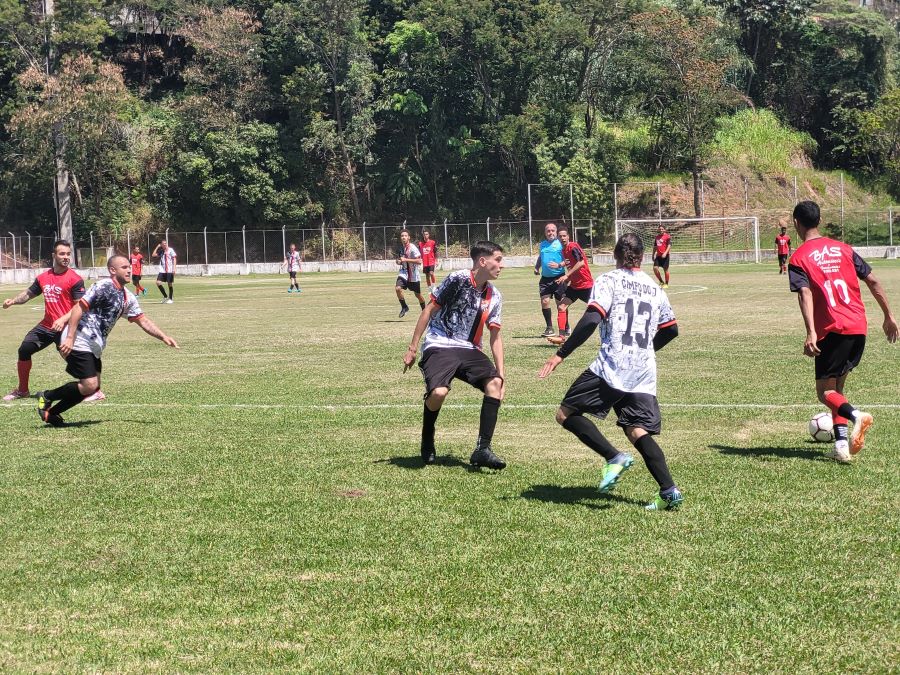 Paulista e Estudantes estão garantidos nas semifinais do Amador de Serra Negra
