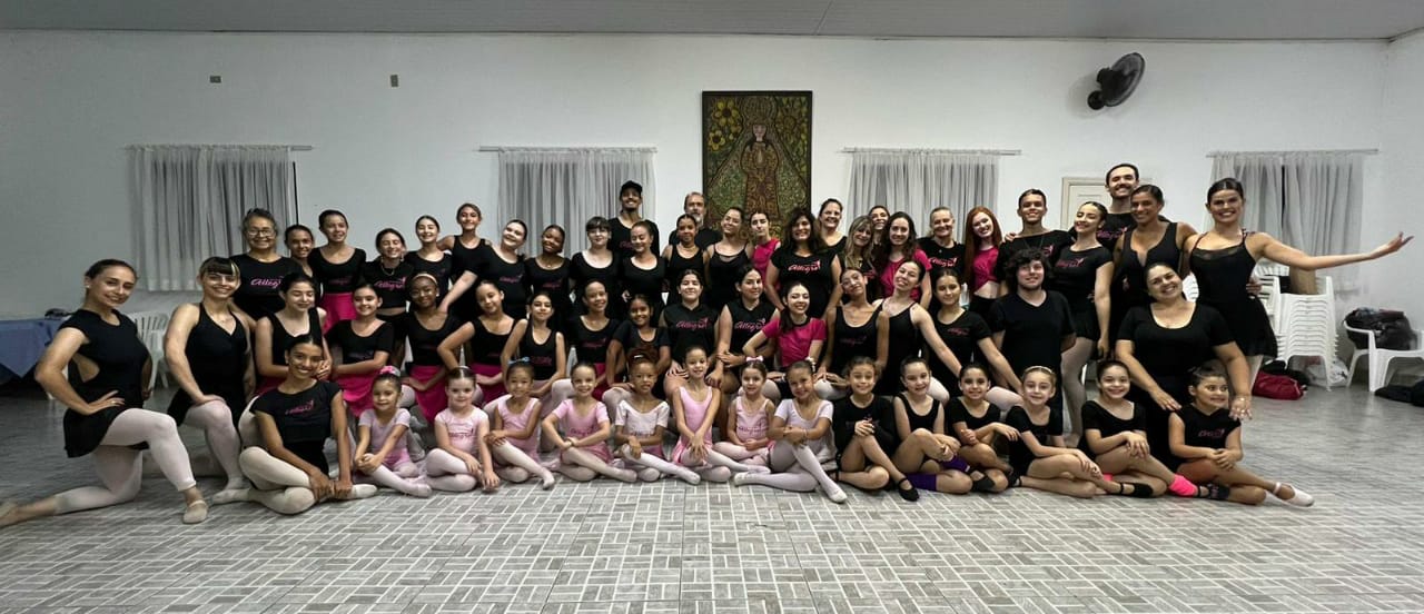 Cia de Dança Allegro da Escola Talento apresenta espetáculo de ballet de repertório 