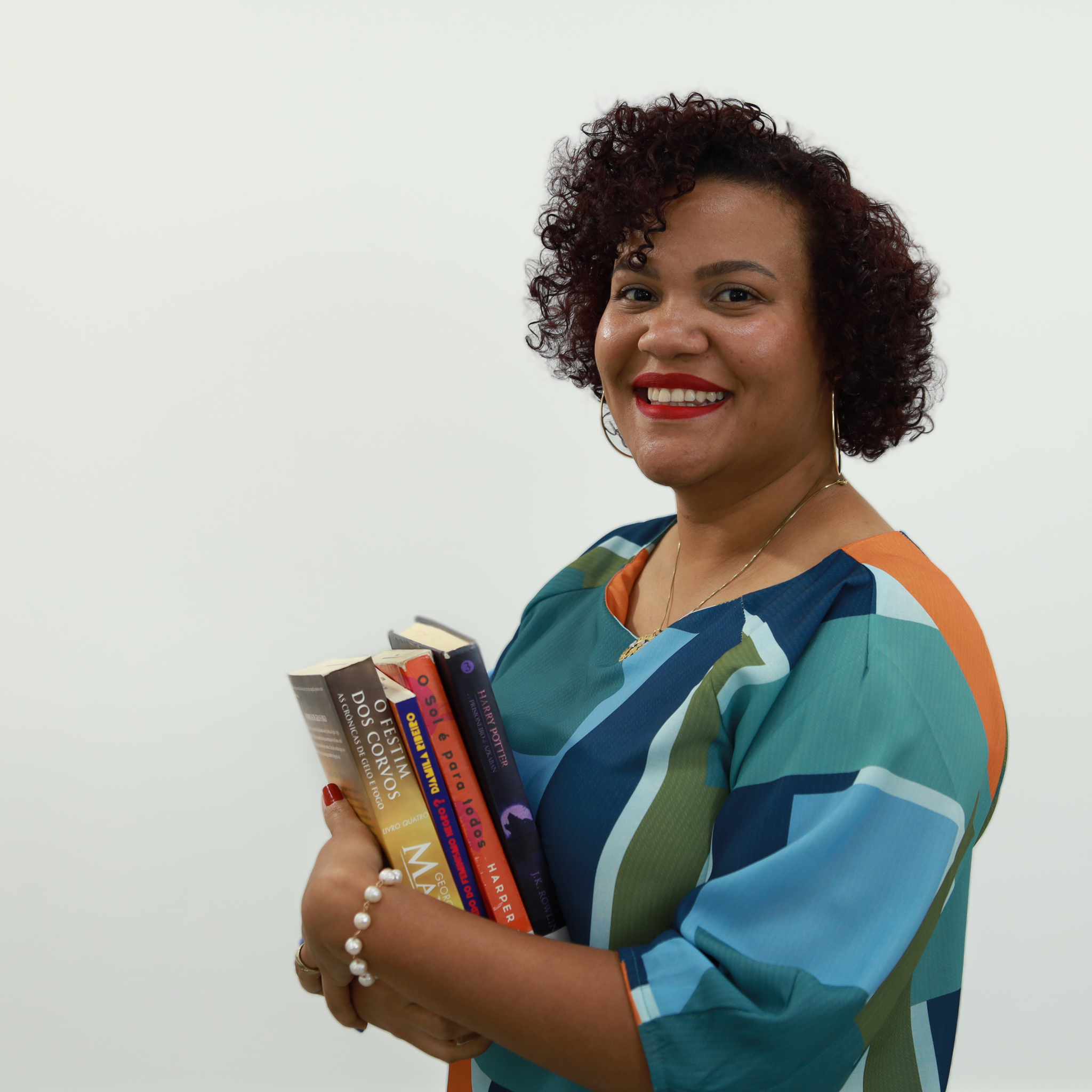 Dia da Consciência Negra: bibliotecária do Senac Itapira indica três livros escritos por autores negros