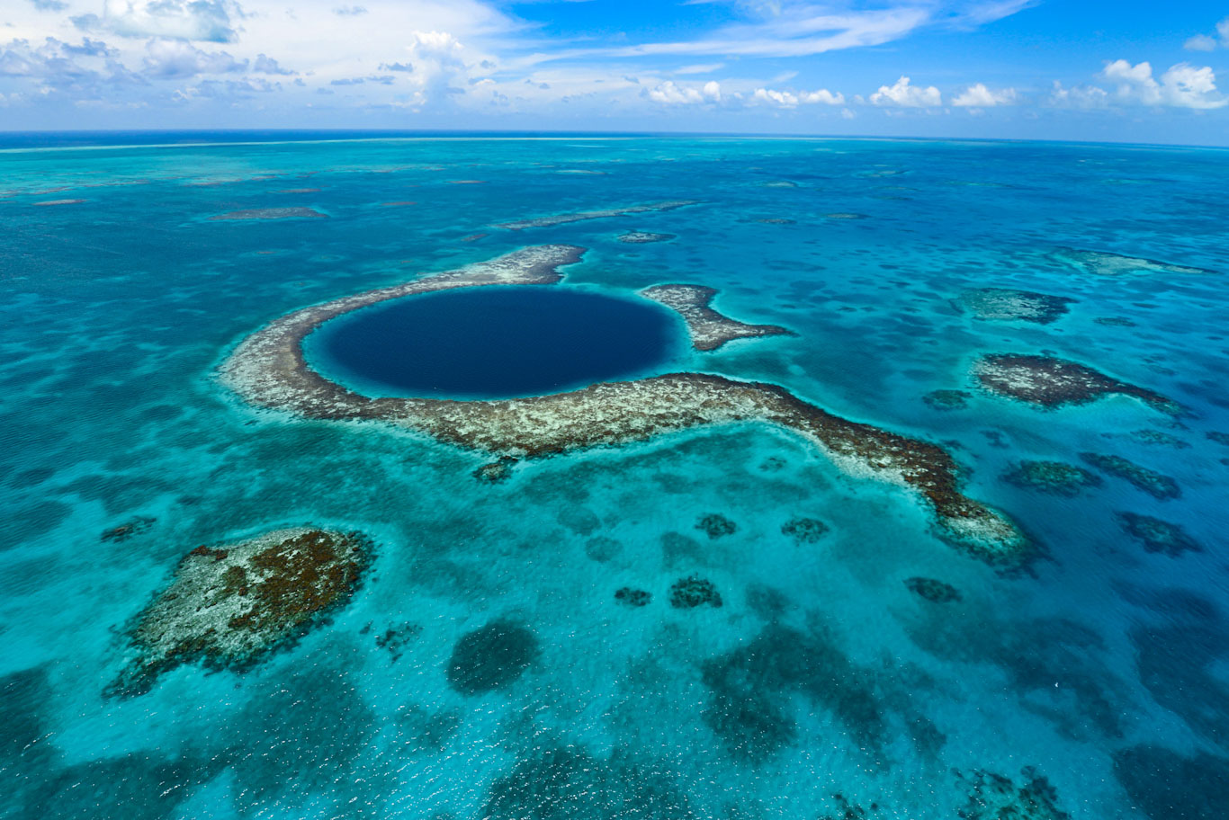 Turismo de Belize alcança marcos significativos em 2023, demonstrando recuperação do setor