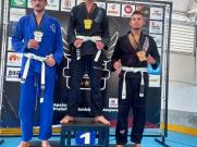 Integração Jiu-Jitsus fatura 17 medalhas em Amparo