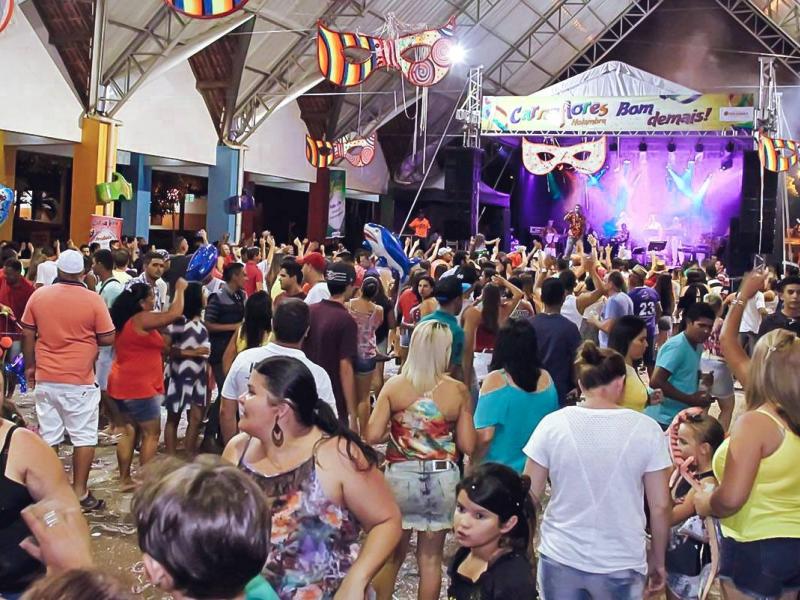 Confira a programação do sábado de Carnaval nas cidades do Circuito das Águas Paulista
